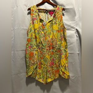 (124) Lilly Pulitzer by target Romper